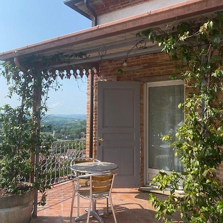 דירות Montegrosso dʼAsti La Terrazza Sul Monferrato מראה חיצוני תמונה