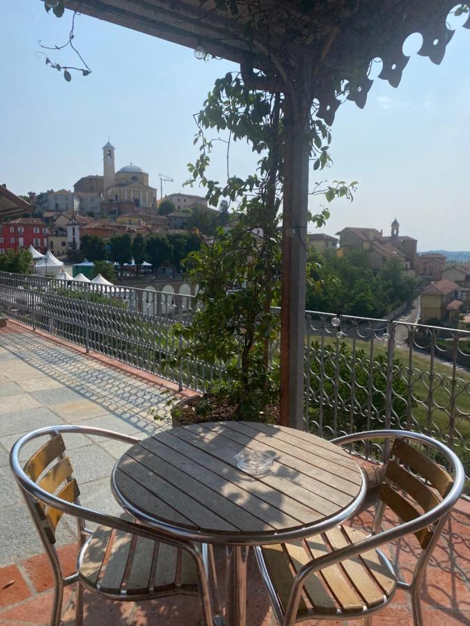 דירות Montegrosso dʼAsti La Terrazza Sul Monferrato מראה חיצוני תמונה